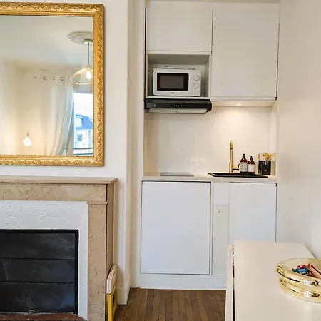 Coquet Avec Vue - Alesia Apartment